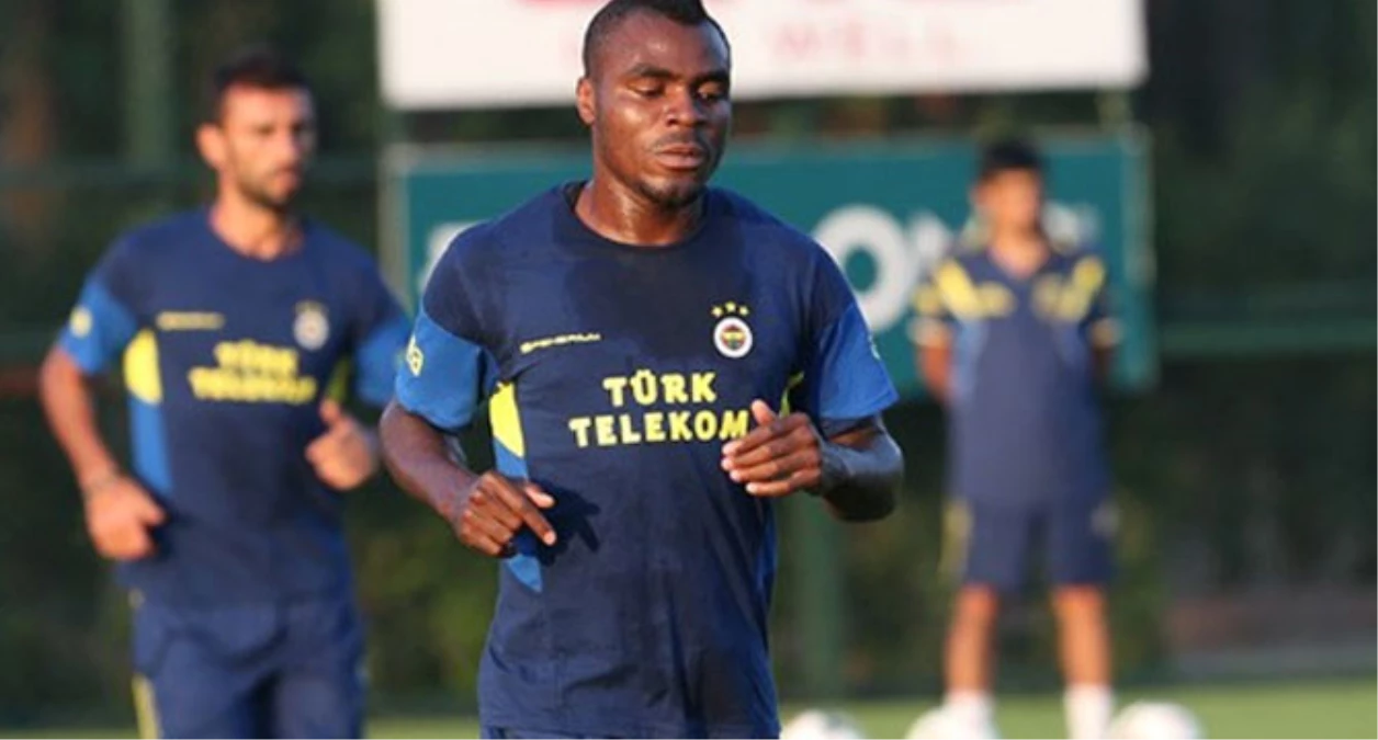 Emenike, İngiltere\'de Fenerbahçe Kampına Katıldı