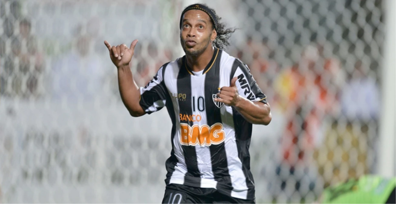 Hacıosmanoğlu, Ronaldinho İçin Halilhodzic'i İkna Etmeye Çalışıyor