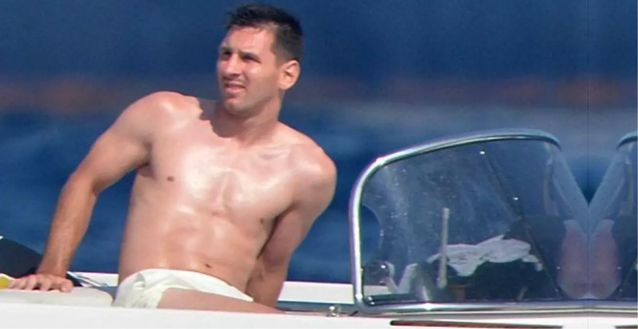 Messi, Sevgilisi Antonella Roccuzzo\'yla Birlikte Tatilde