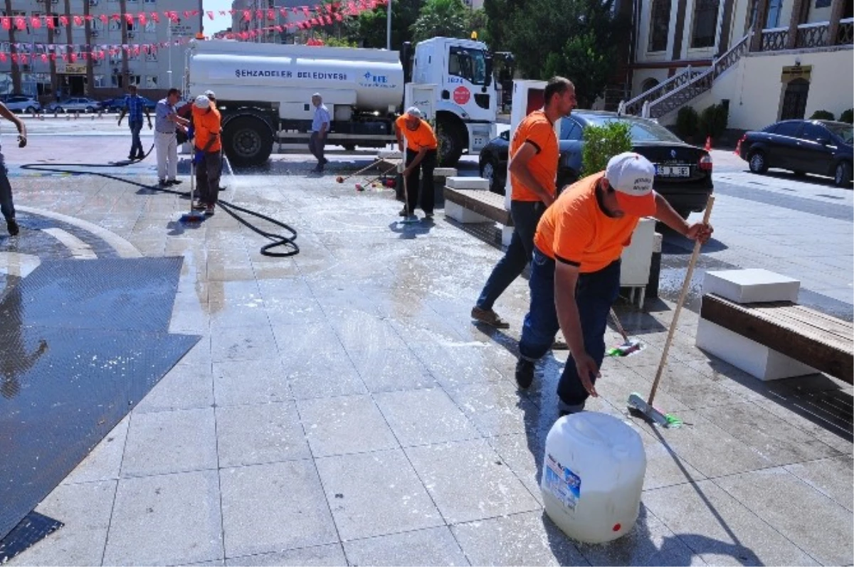 Meydan Başbakan Erdoğan İçin Hazırlanıyor