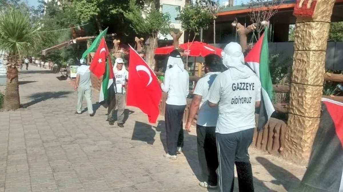 Tokluman Ailesinin Gazze Saldırılarını Protesto Yürüyüşü