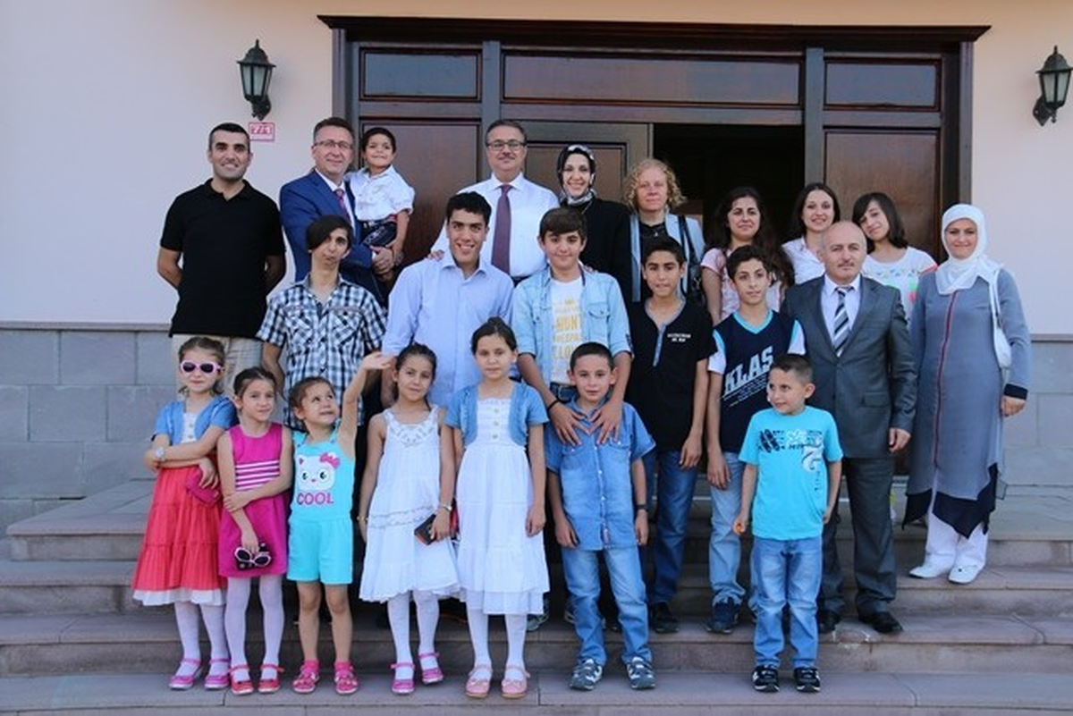 Vali Konutunda Ağırladı