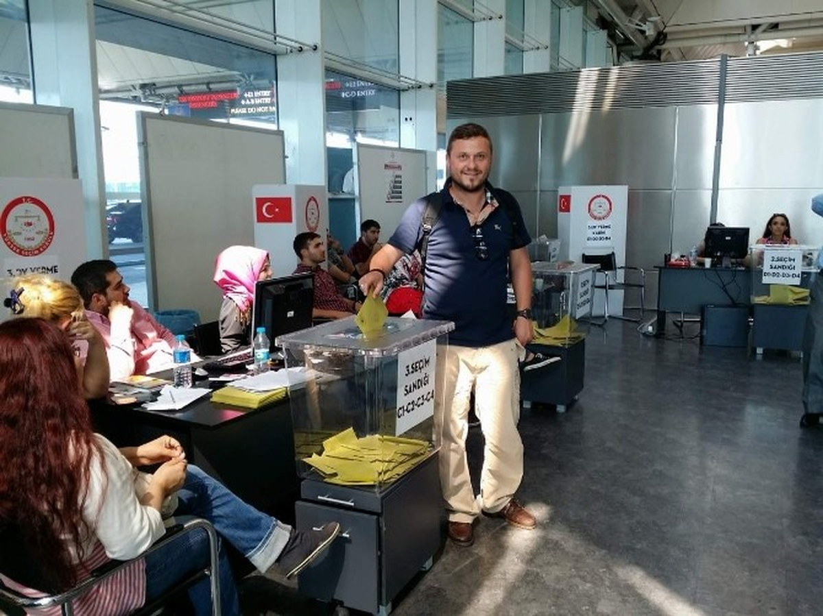 Bozüyük\'ten İlk Oy Kullanıldı