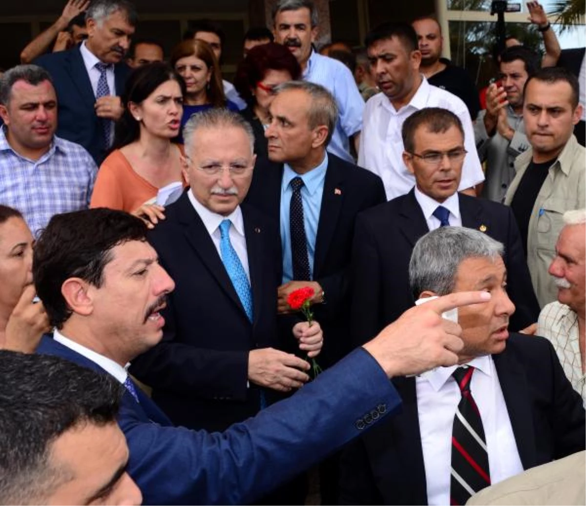 Cumhurbaşkanı Adayı Ekmeleddin İhsanoğlu Adana\'da (2)