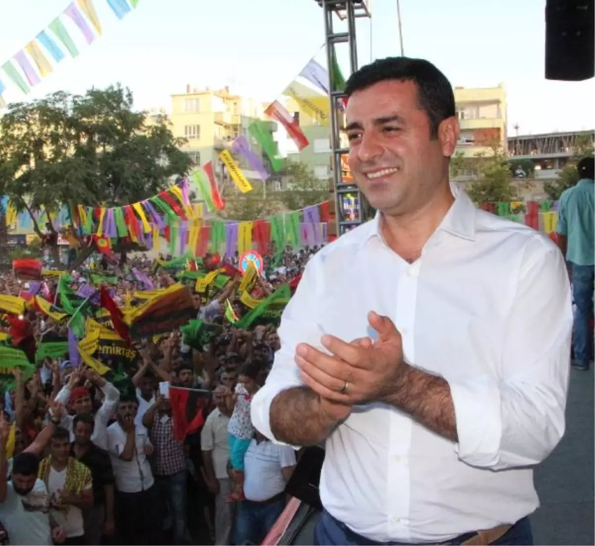 Demirtaş: Benim Dışımda Tabanın Belirlediği Aday Yok