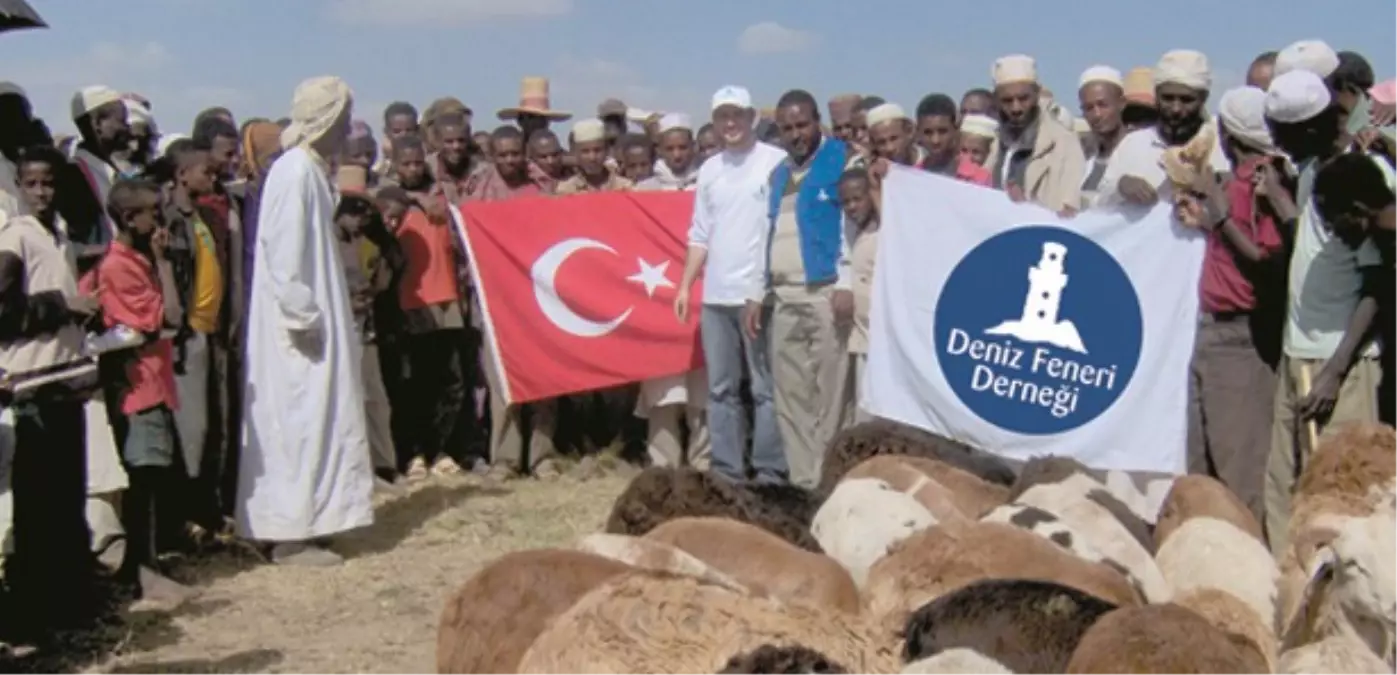 Deniz Fenerinden Arakan Müslümanlarına Yardım