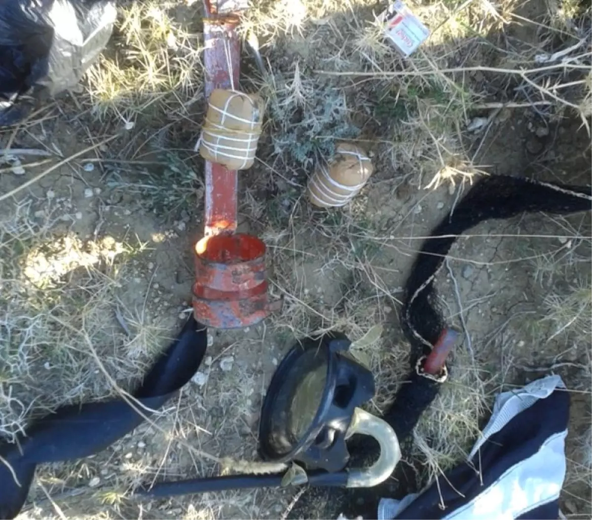 Rize\'de Dinamitle Balık Avlamaya Çalışırken Yaralandı