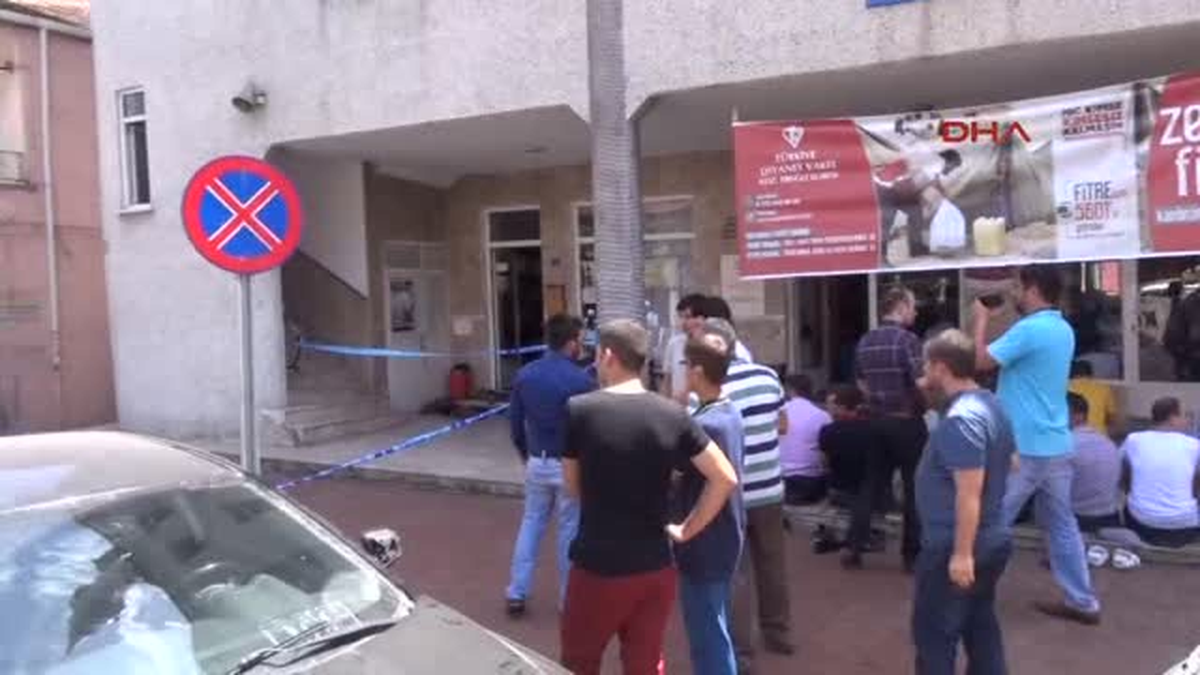 İşadamına Cuma Namazı Öncesi Silahlı Saldırı