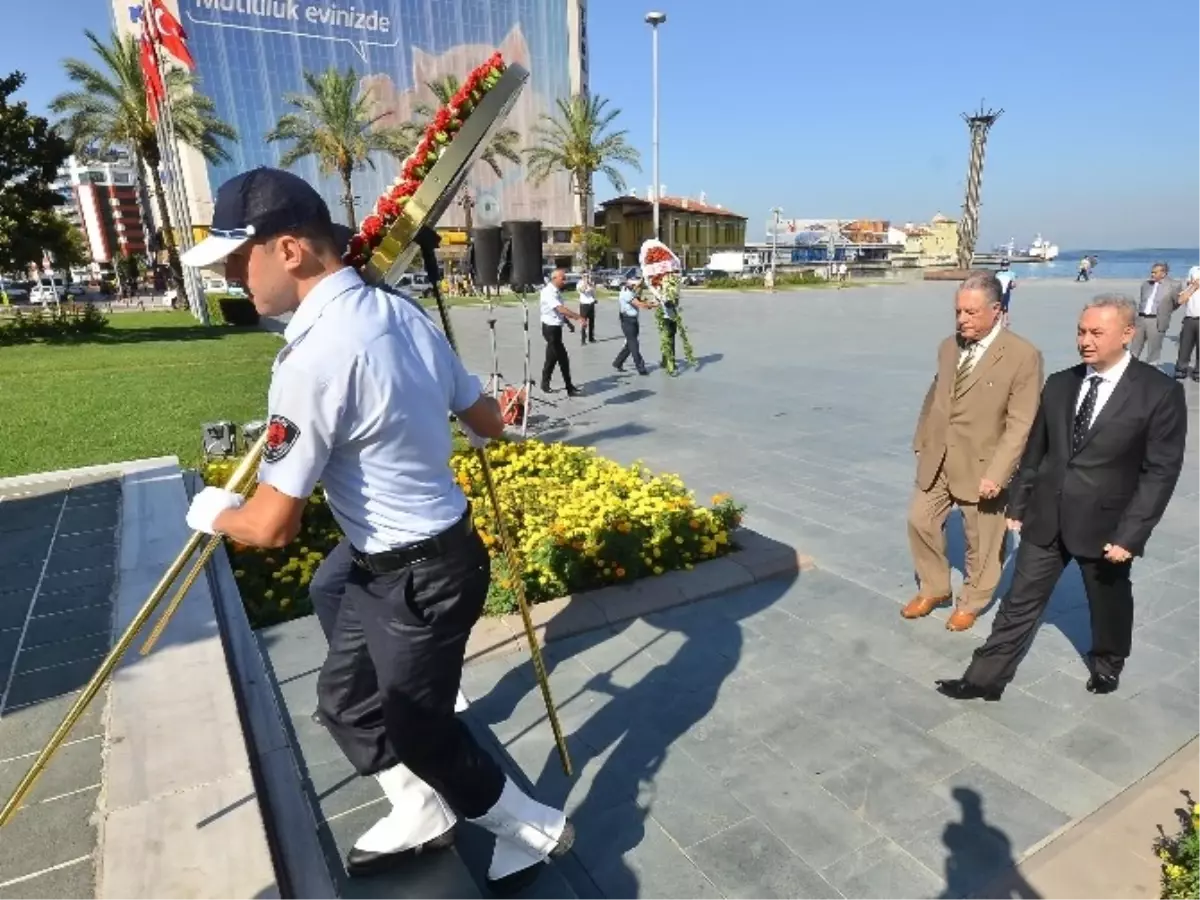 İzmir\'de Zabıta Teşkilatı\'nın Kuruluşunun 58.yaşı Kutlandı