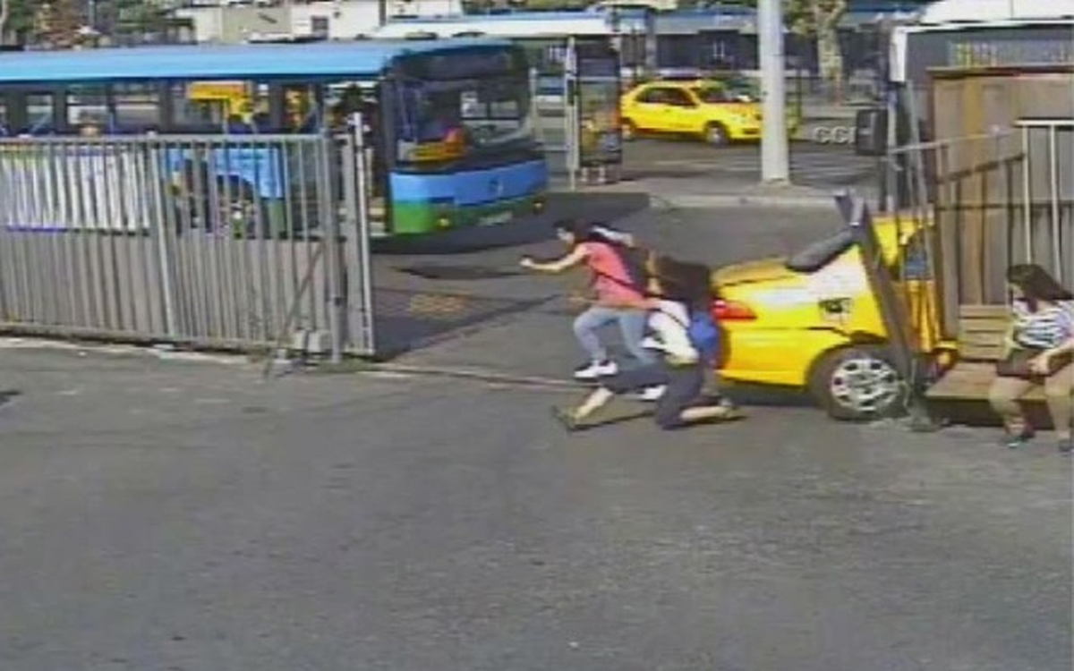 Kabataş\'taki Otobüs Faciası Kamerada