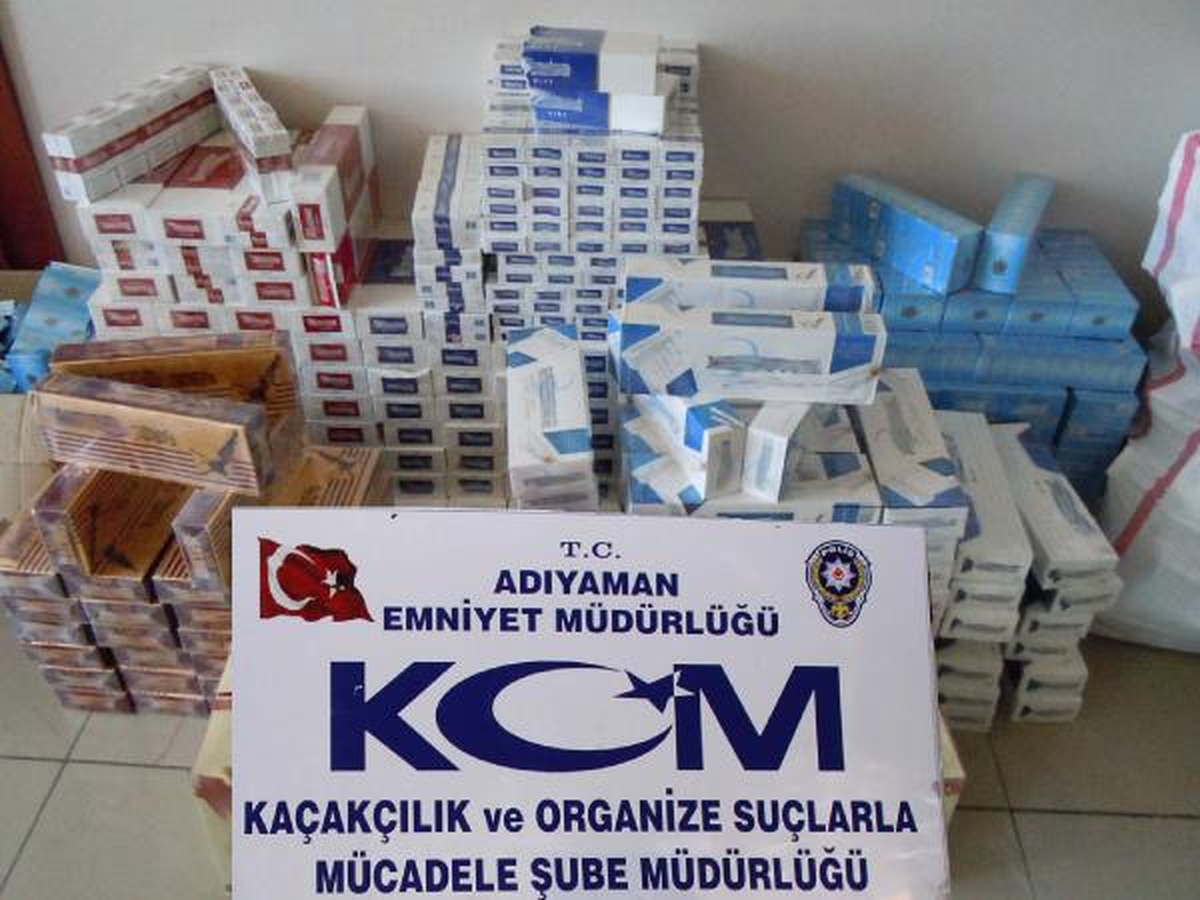 Otomobilde 7 Bin Sigaraya Gözaltı