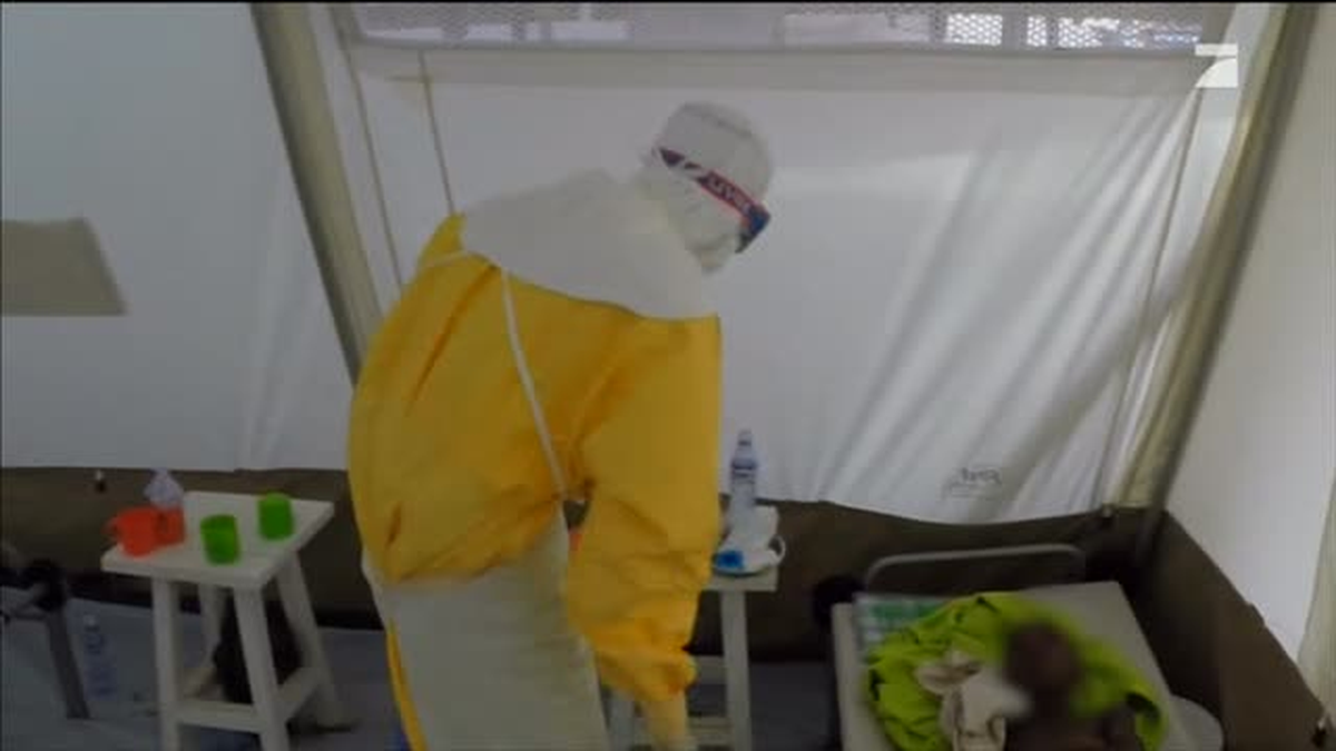Almanya, Ebola Salgını Görülen Afriya\'daki 3 Ülkeye Gitmek İsteyenler İçin Seyahat Uyarısı Yaptı.