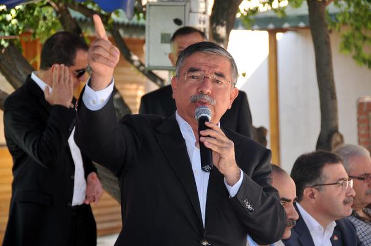Bakan Yılmaz\'a Göre, Işid\'in Elindeki Rehineler Yarın Geliyor