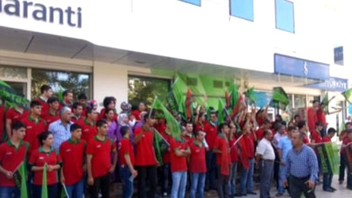 Çarmar\'dan Demirtaş\'a Destek