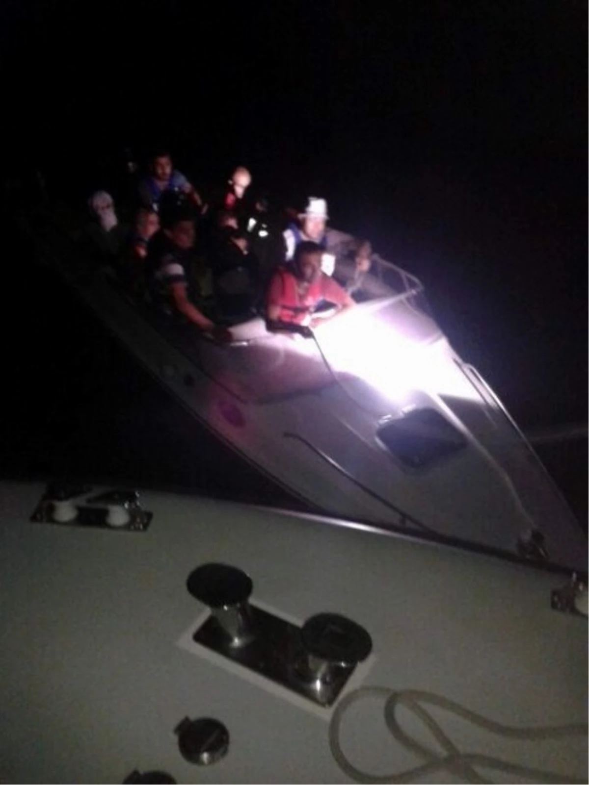 Datça\'da Çalıntı Tekneyle Umuda Yolculuk