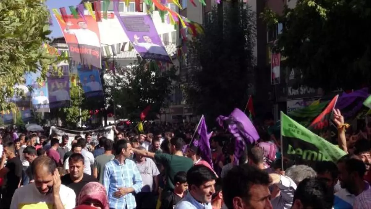 Demirtaş: Adaylığımızı Hazmedemeyenler Var(1)