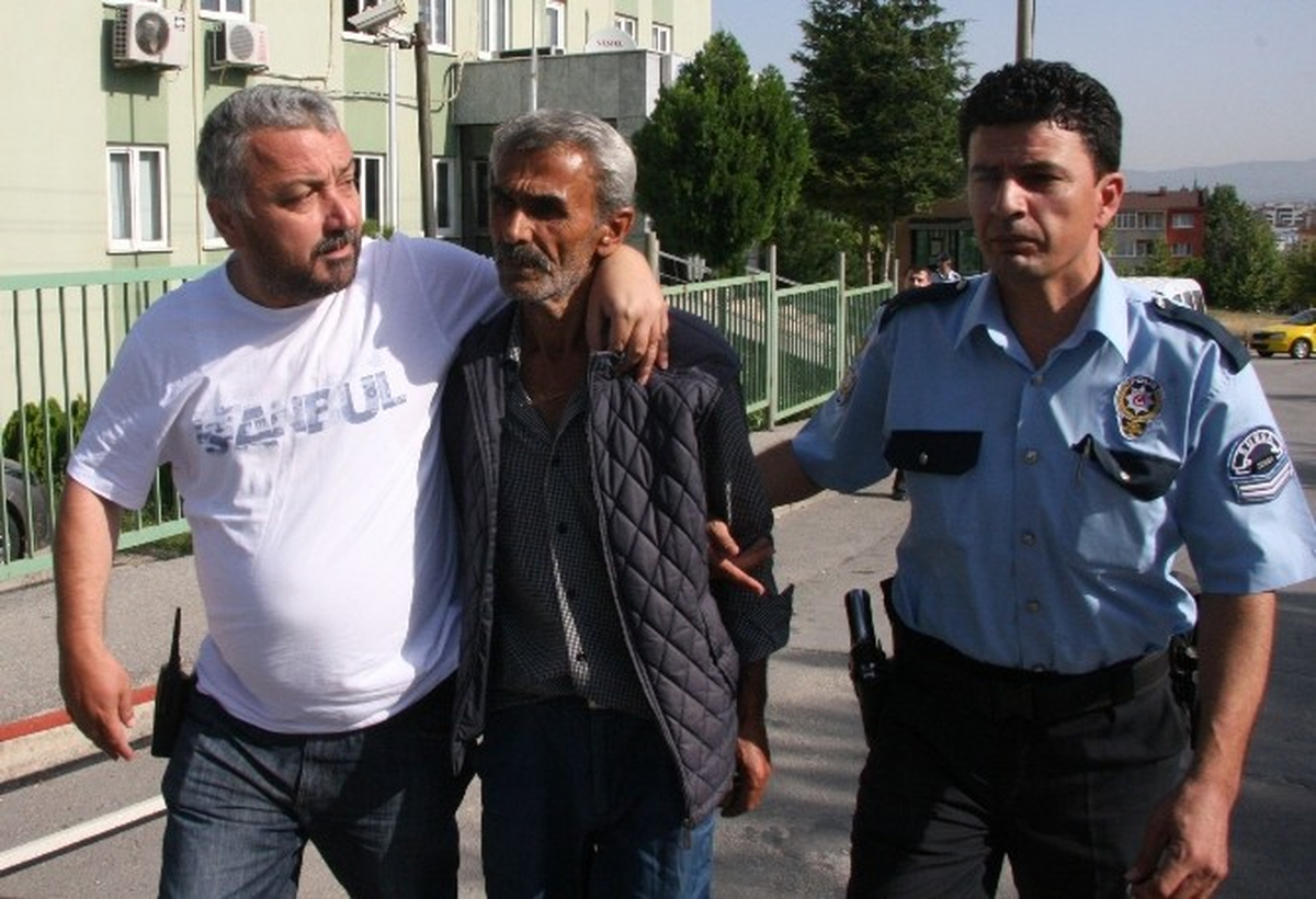 Bursa\'da Kızı Zannettiği Sekreteri Vuran Adam Tutuklandı