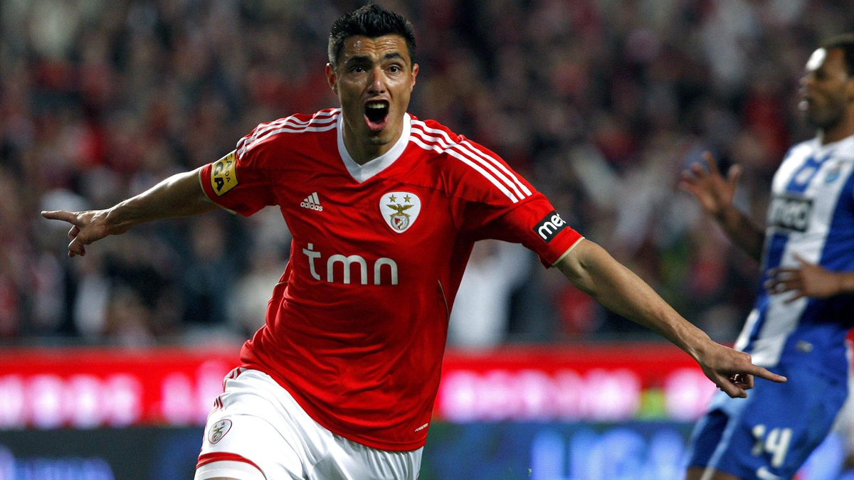 Trabzonspor Cardozo\'yu İkna Etti