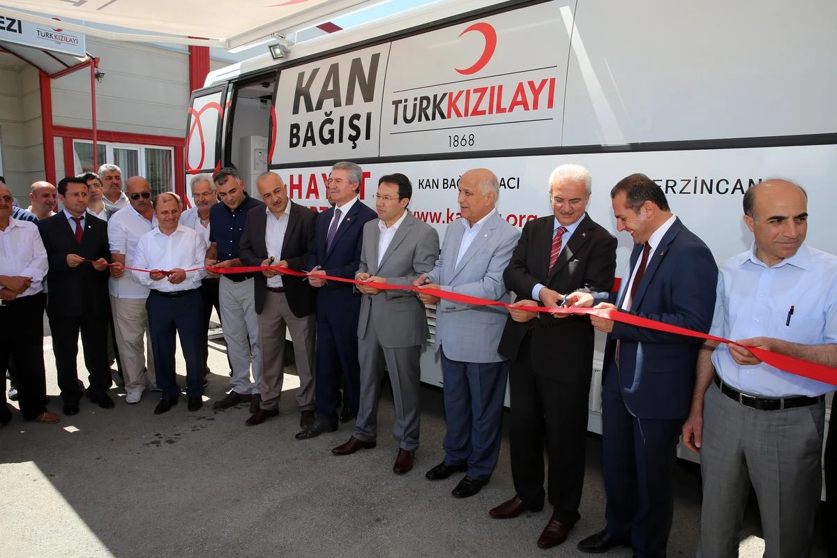 Türk Kızılayı Genel Başkanı Akar, Erzincan\'da