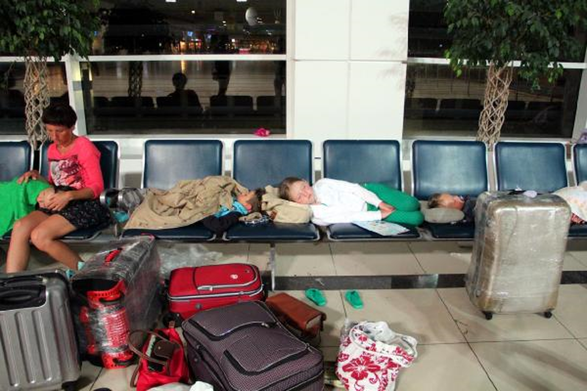 13\'ü Çocuk 44 Rus Turist, Antalya\'da Mahsur Kaldı