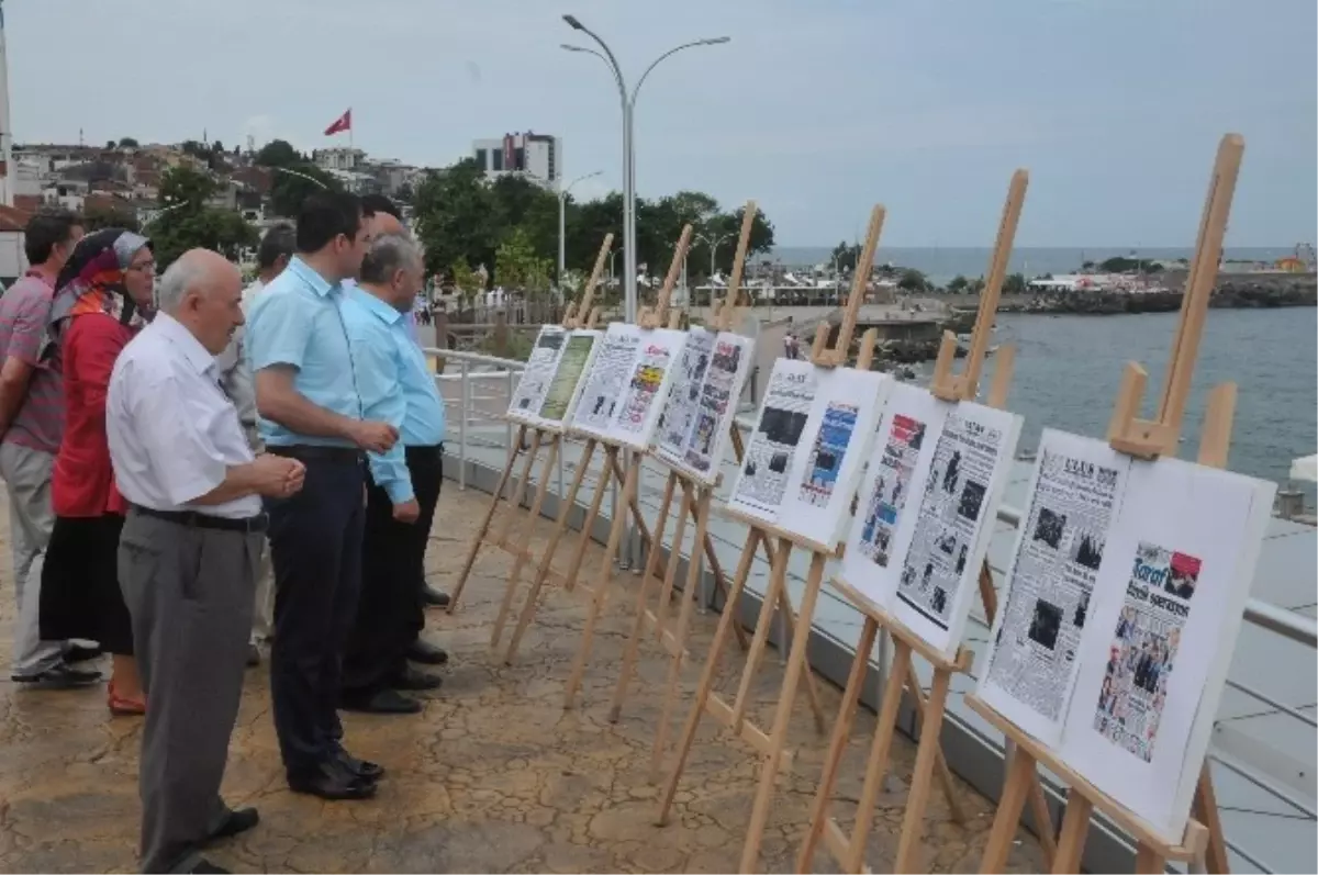 Akçakoca\'da AK Parti Demokrasi Standı Açıldı