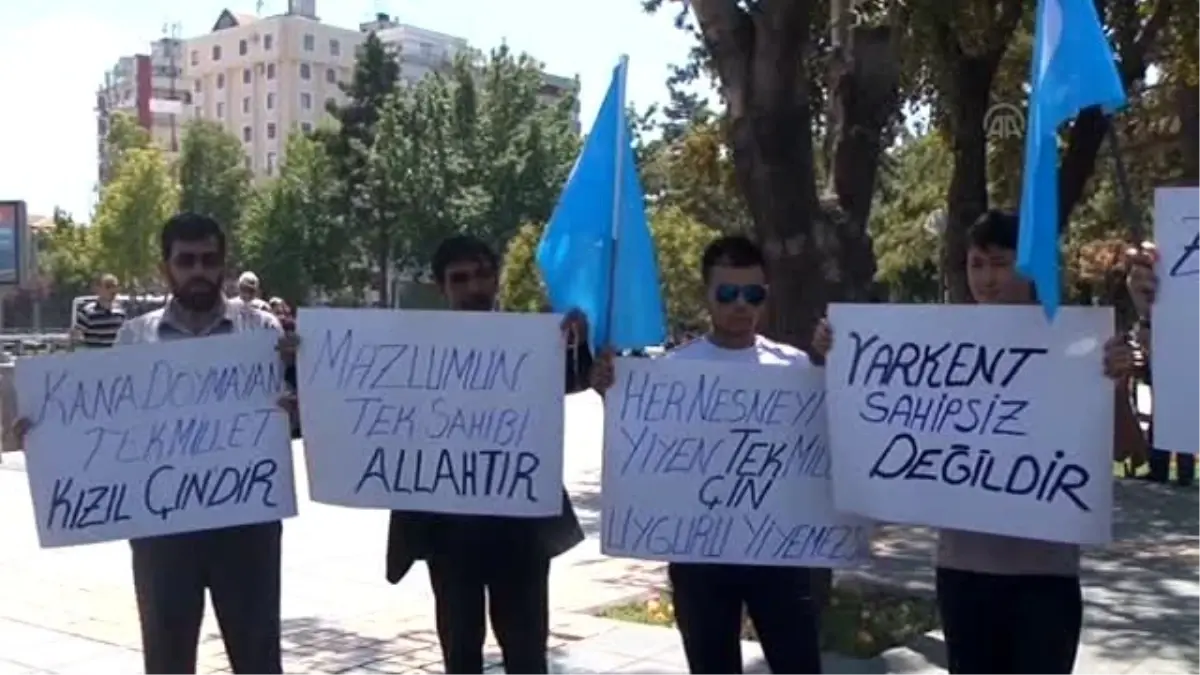 Bağımsız Doğu Türkistanlılar Derneği, Çin\'i protesto etti -