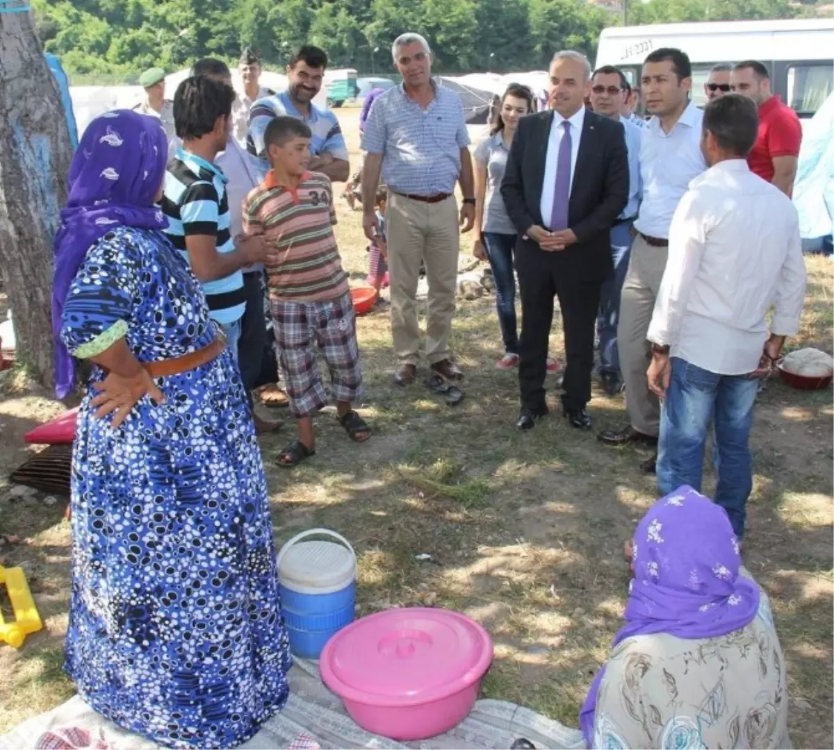 Başkan\'dan Fındık İşçilerine Ziyaret