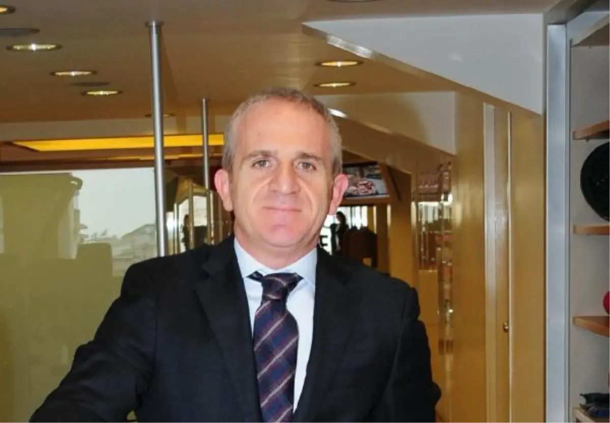 Dr. Holoğlu: Kenan Işık\'ı Türkiye\'de Tedavi Edecek İmkan Vardı