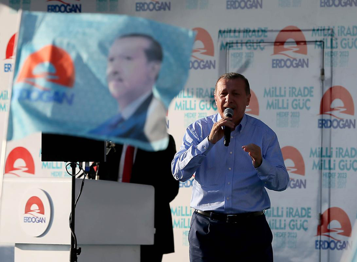 Erdoğan'dan Seçmene Çağrı: Tatil Planınızı Erteleyin