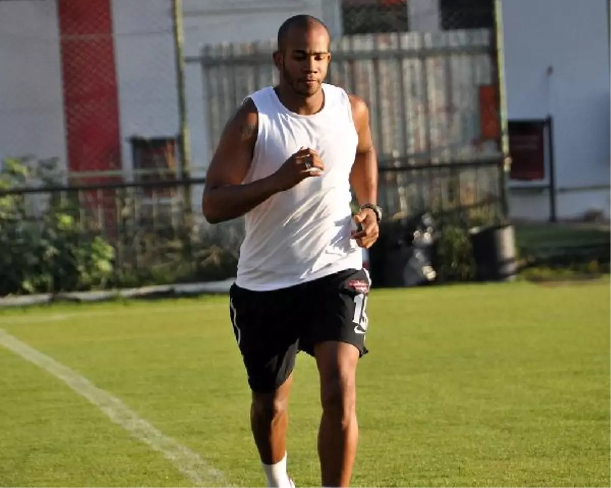 Gaziantepspor Nascimento\'yu Renklerine Bağladı