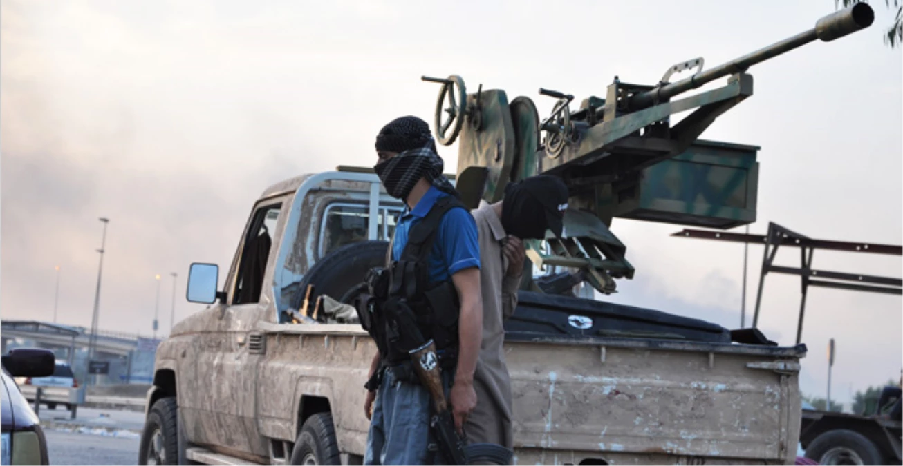 IŞİD, Yezidi İlçesi Şengal\'i Ele Geçirdi