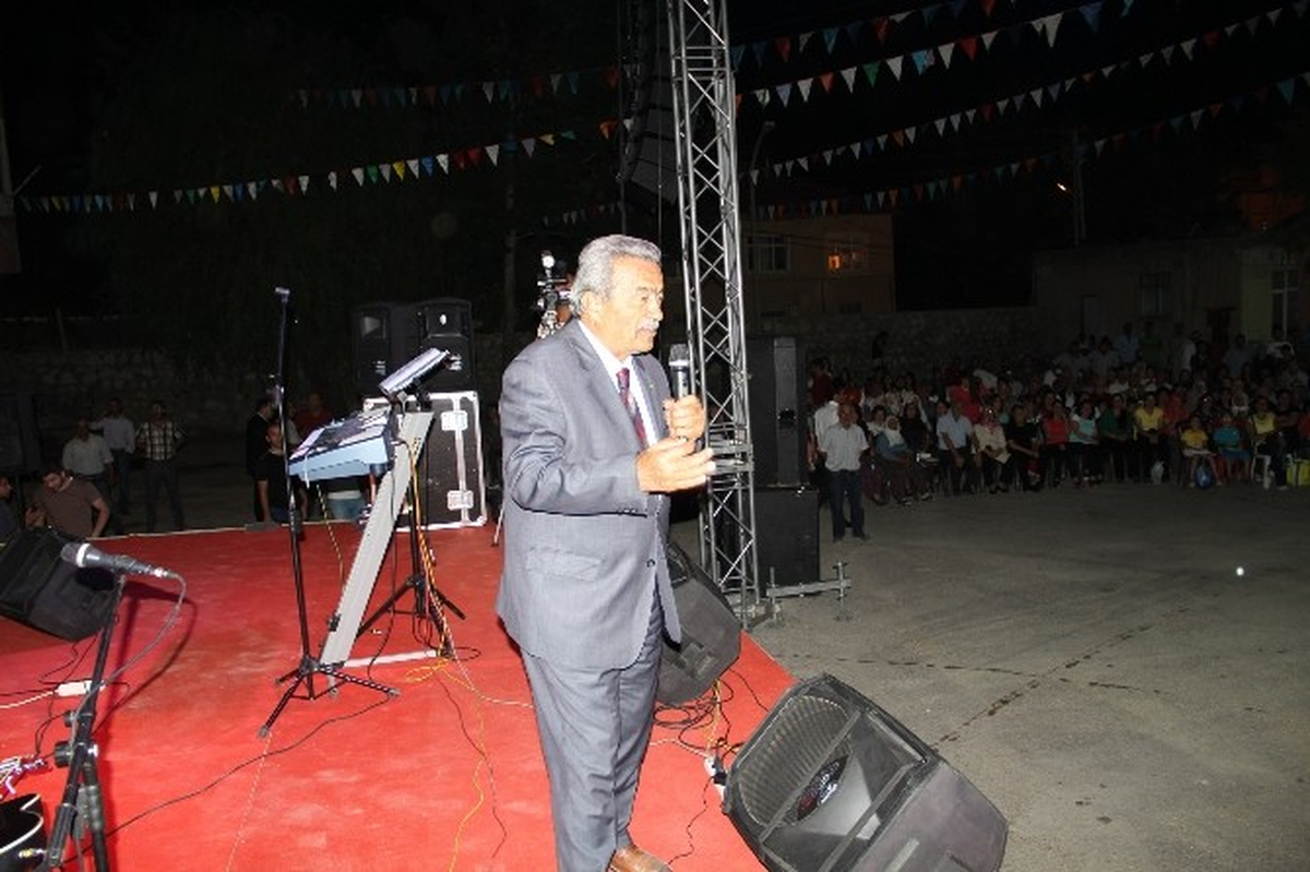 Kamer Genç\'in \'Ekmeleddin\' Sınavı