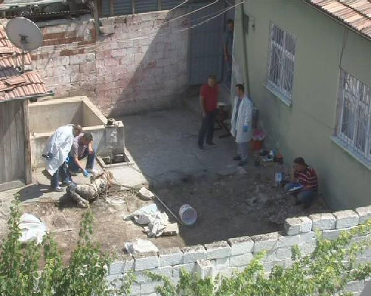 Kayıp Gencin Cesedi Su Kuyusunda Bulundu