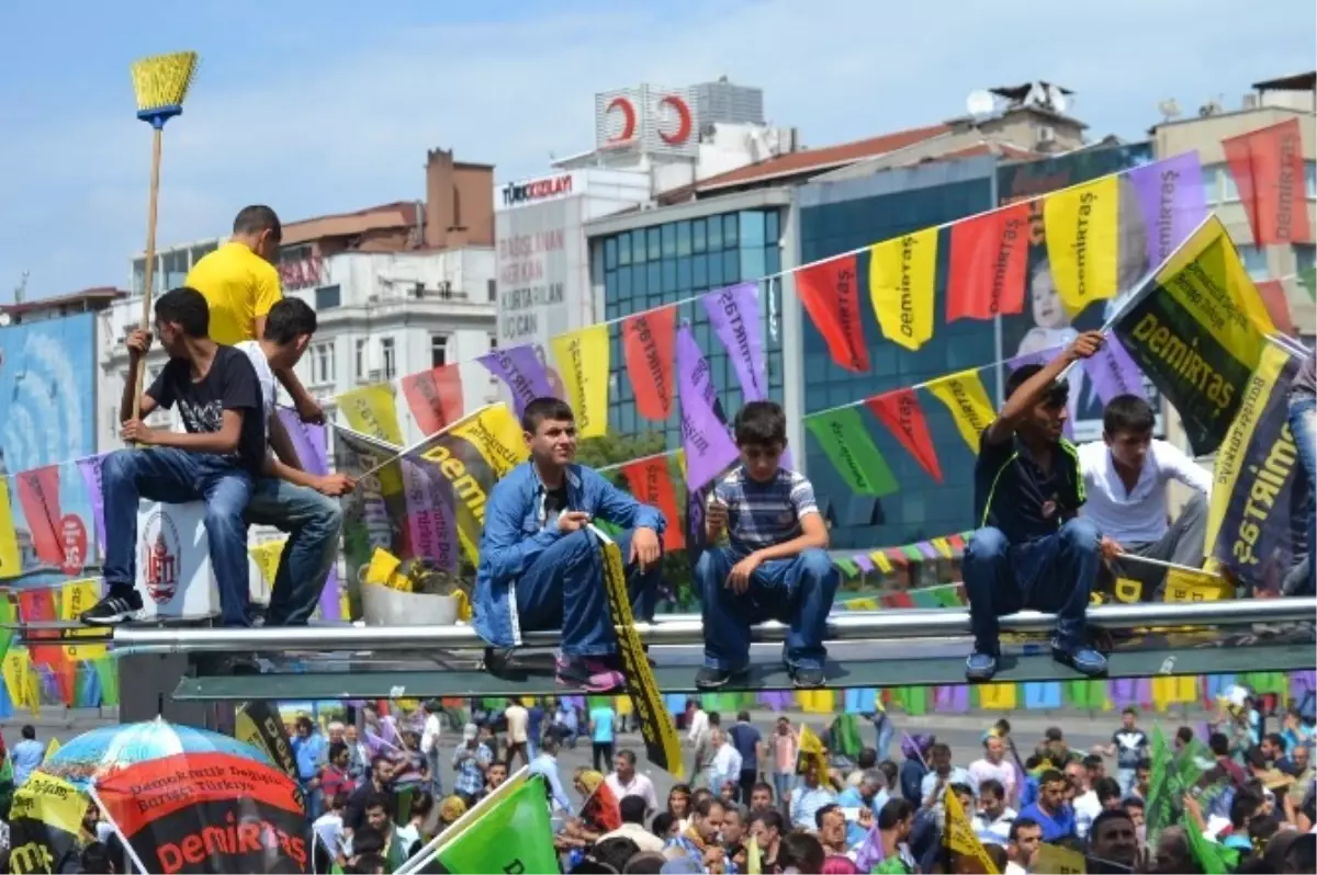 Selahattin Demirtaş Mitingi Öncesi Yoğun Güvenlik Önlemi