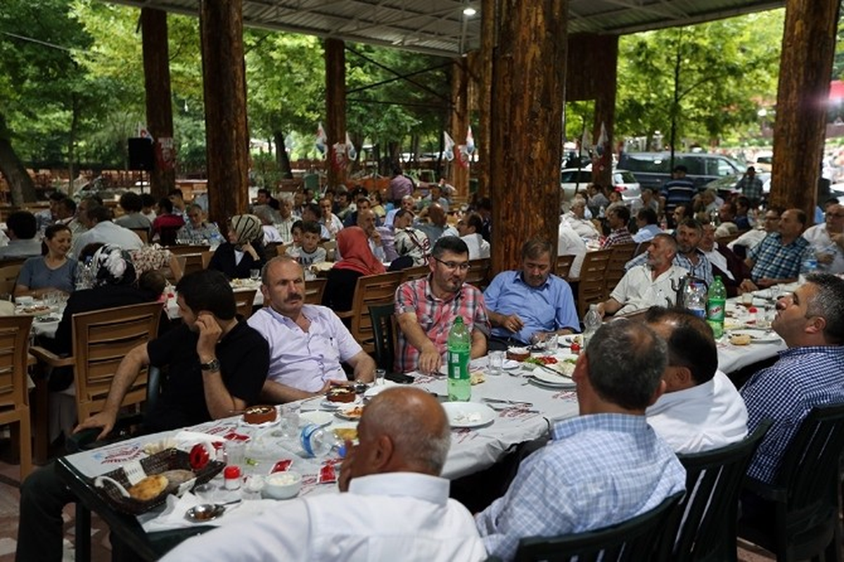 Toçoğlu: "10 Ağustos\'ta Yeni Bir Başlangıç İçin Erdoğan Diyeceğiz"