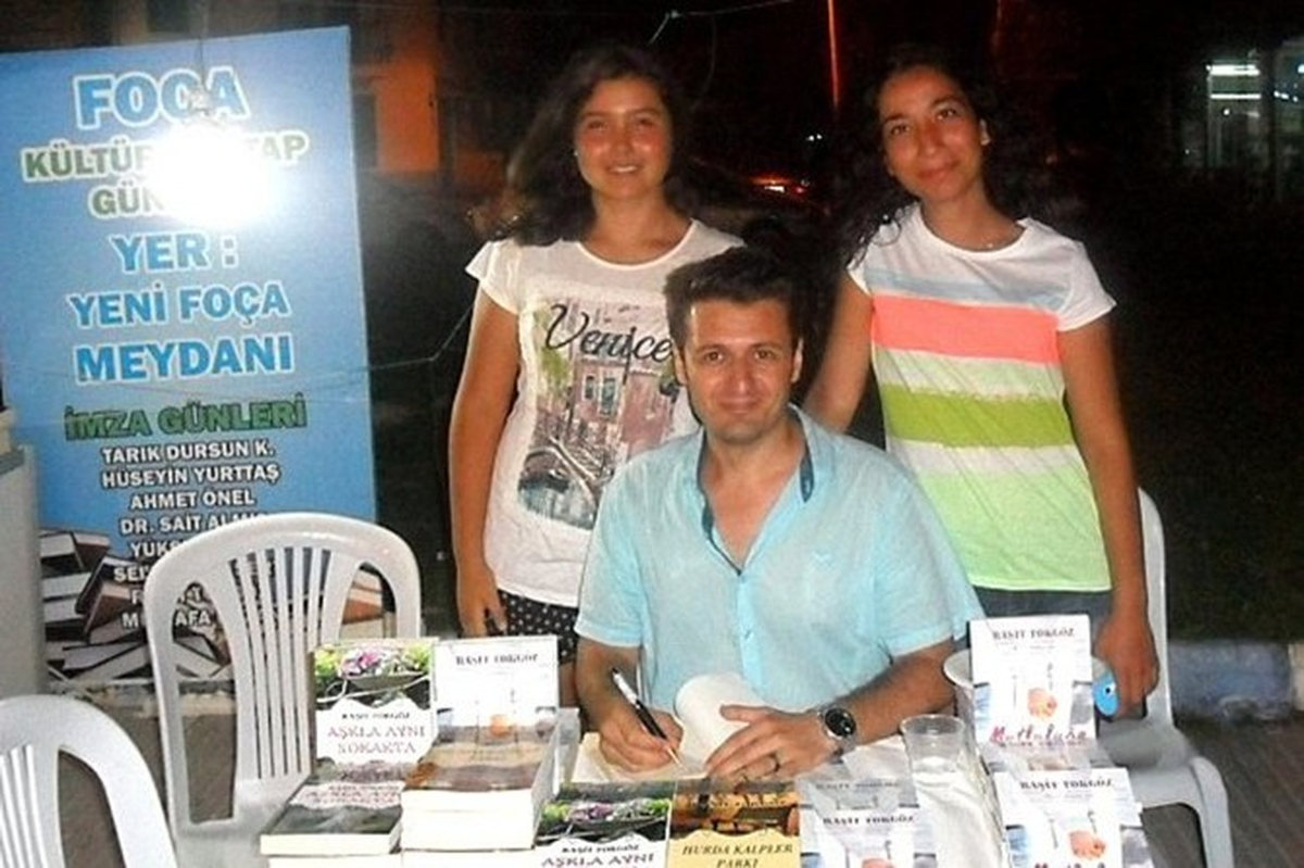 Yenifoça\'da Edebiyat Dolu Günler