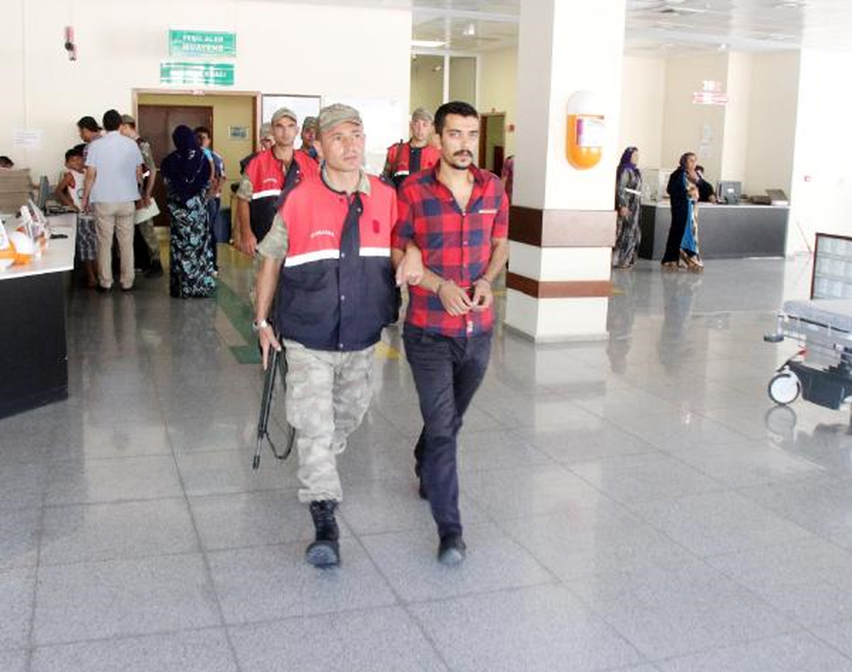 Yolcu Otobüsünde Uyuştucu ve Kaçakçılığa 3 Gözaltı