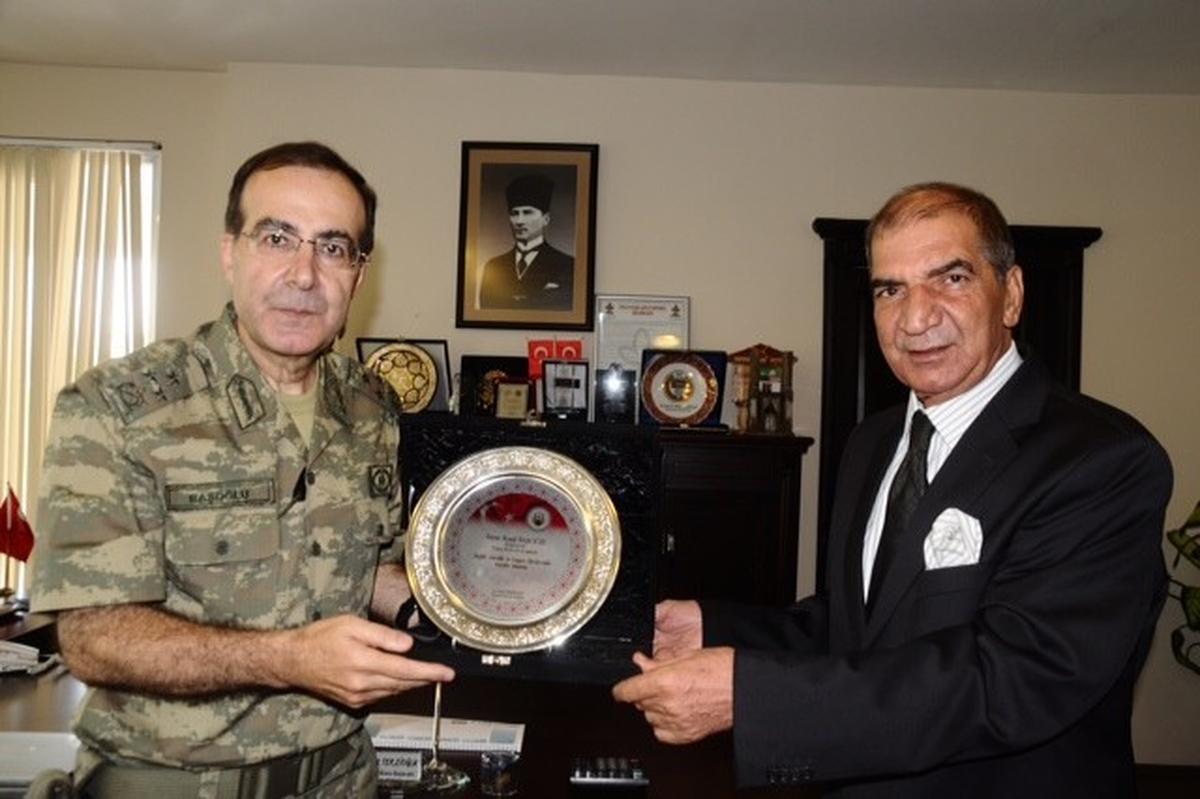 9\'ncu Kolordu Komutanı Korgeneral Başoğlu\'dan Baro Başkanı Terzioğlu\'na Veda Ziyareti