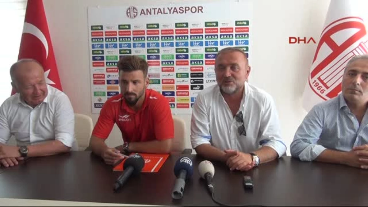 Antalyaspor, Trabzonsporlu Şahin Aygüneş\'le İmzaladı