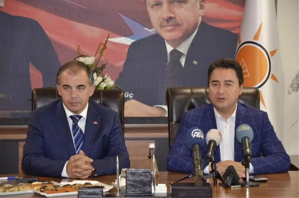 Babacan: "Başbakanımız İçin Dua Ediyorum"