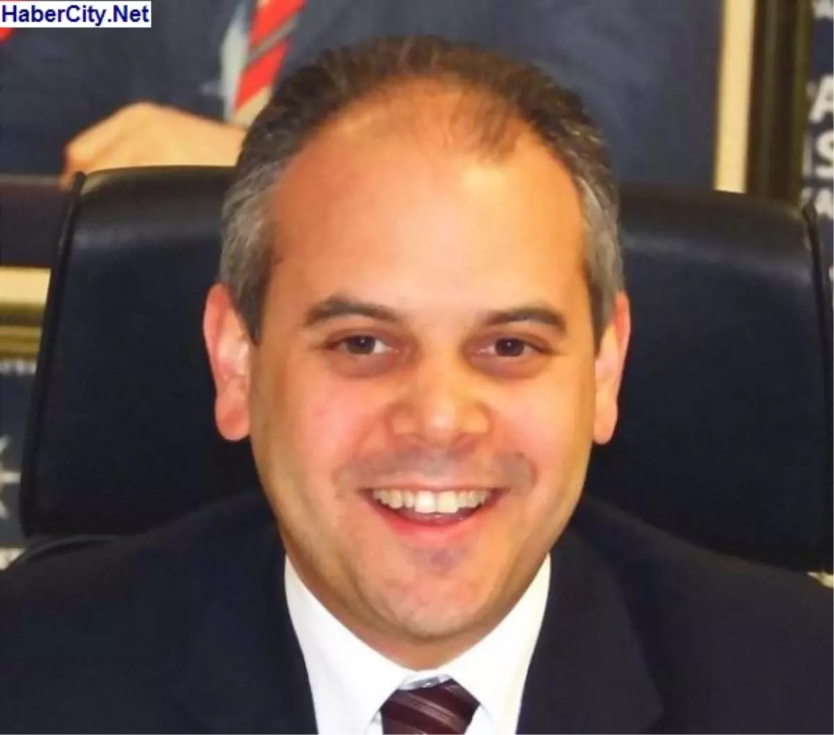 Bakan Kılıç, Genç Erkekler Basketbol Takımını Tebrik Etti