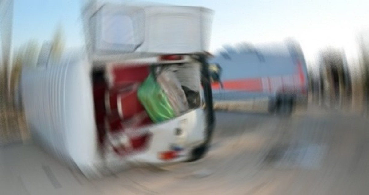 Balıkesir\'de Trafik Kazası: 2 Ölü