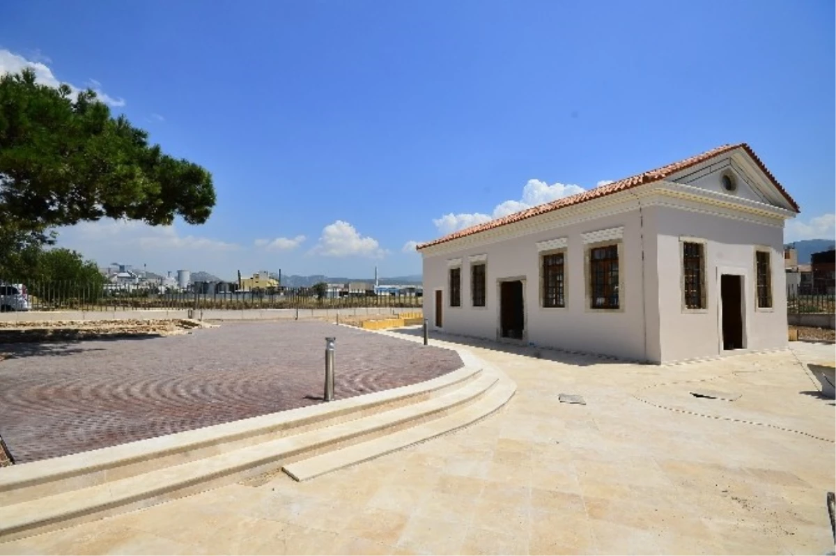 İzmir Büyükşehir Belediyesi Kilise Restore Etti
