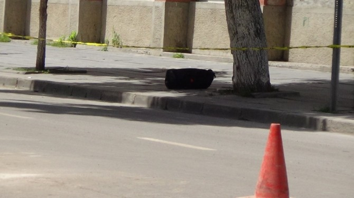 Kars\'ta Şüpheli Paket Polisi Harekete Geçirdi