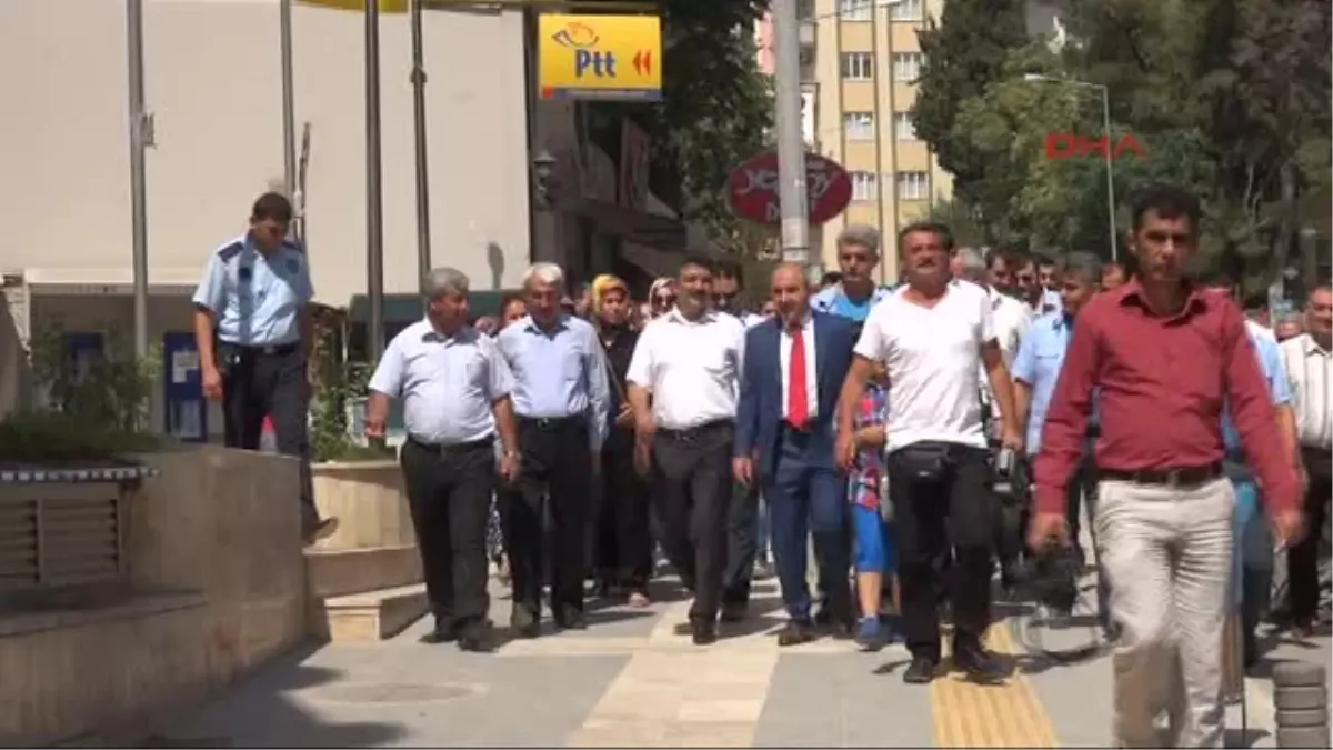 Kilis\'te Başbakan Erdoğan\'ın Hesabına Bağış Yapıldı