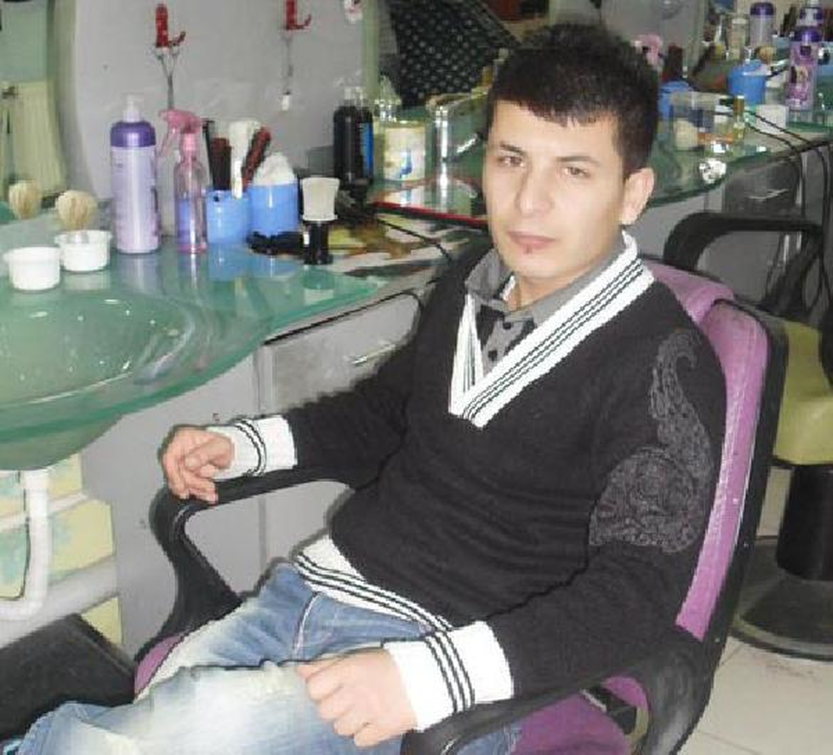 Kocaeli\'de Kuaför Kendini Astı