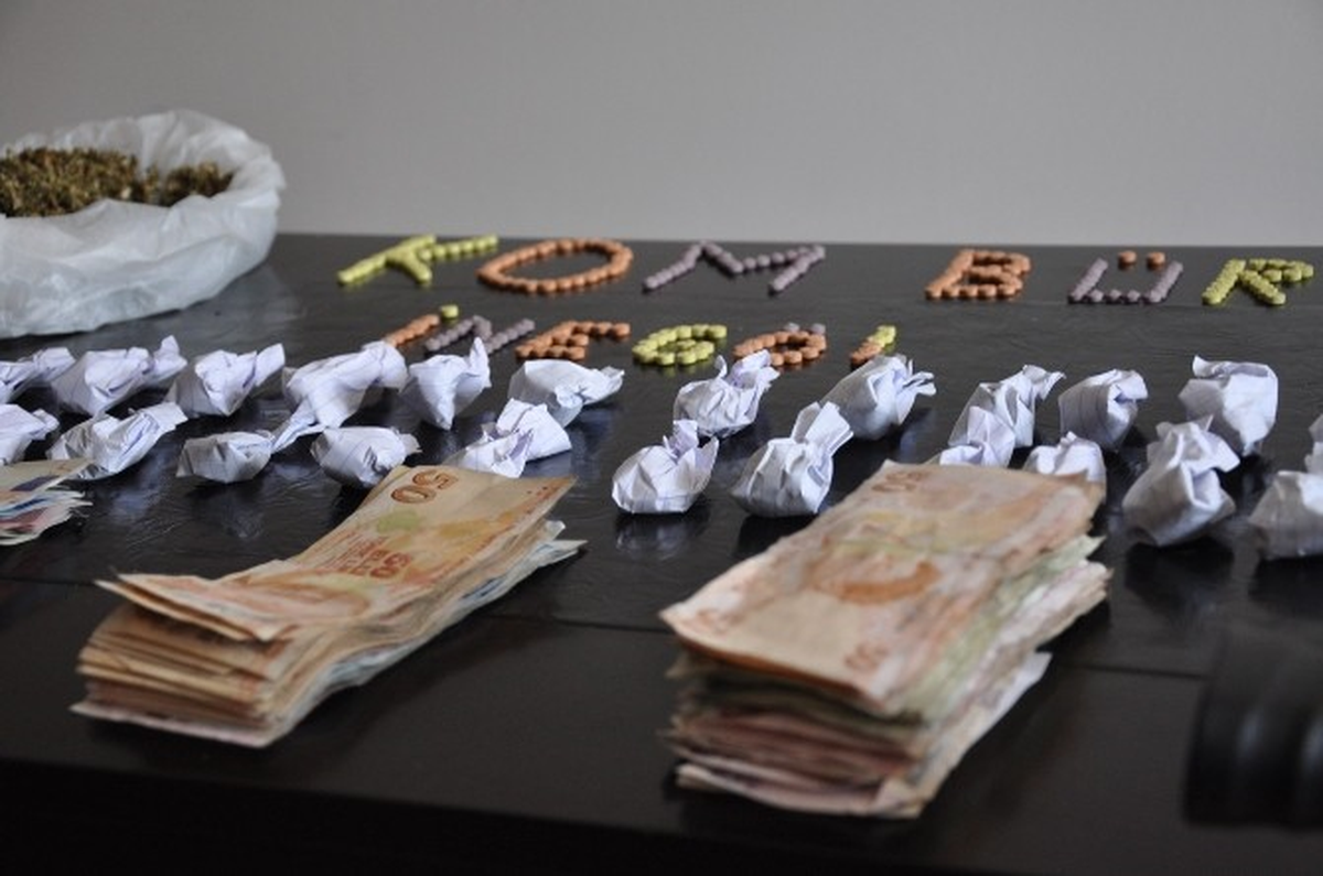 Kom Ekiplerinden Uyuşturucu Baskını
