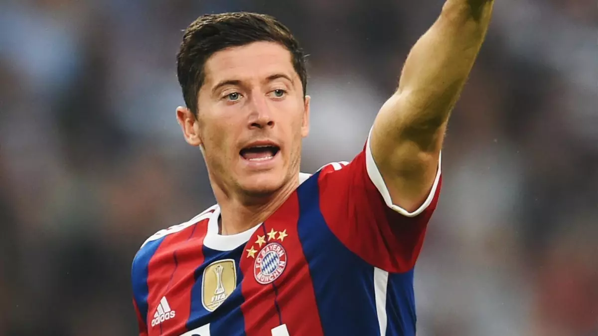 Lewandowski Bayern\'e Alışmış Gözüküyor! Antremanda Harika Gol