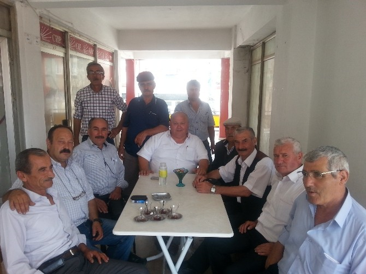 Muhtarlar Derneklerinde Bayramlaştılar