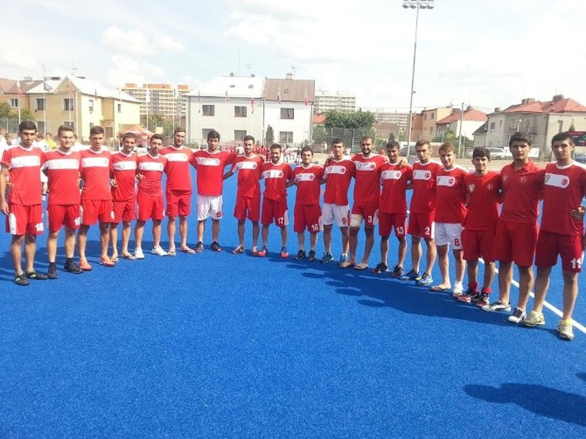 U21 Erkek Hokey Takımı Avrupa Şampiyonu Oldu